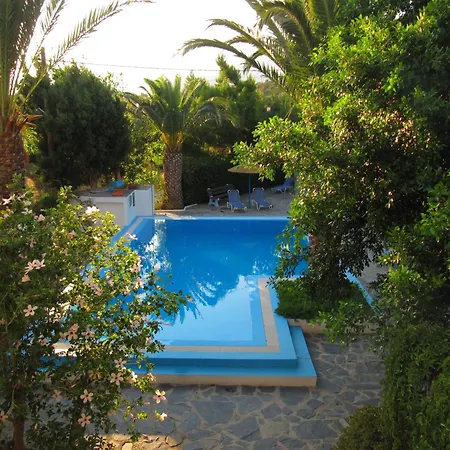 Aparthotel Oasis &