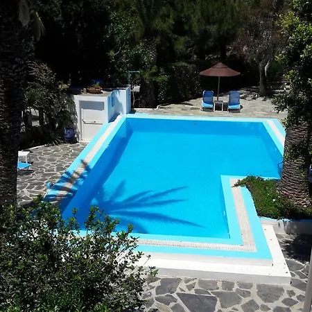 Oasis & Aparthotel